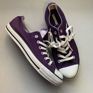 Converse All Star Chuck Sneakers (9.5)